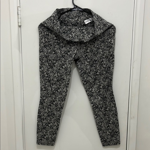 Athleta Leggings - Picture 1 of 3
